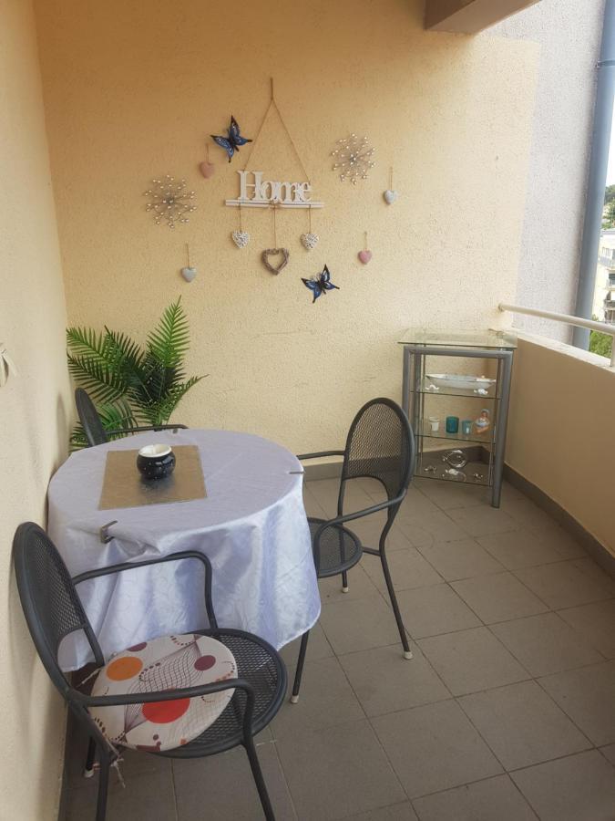Ana Appartamento Šibenik Esterno foto